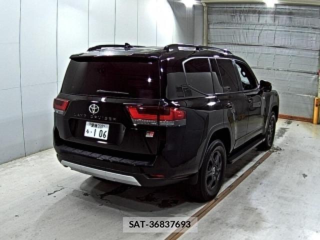 Toyota LAND CRUISER 2023-02 8649101-1