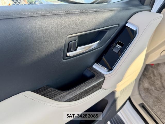 Toyota LAND CRUISER 2022-05 8649135-11