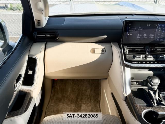 Toyota LAND CRUISER 2022-05 8649135-12