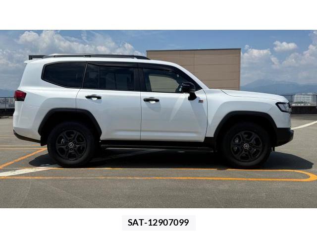 Toyota LAND CRUISER 2024-11 8649697-2