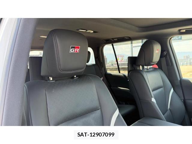 Toyota LAND CRUISER 2024-11 8649697-5