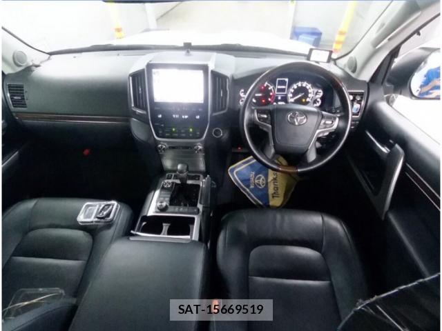 Toyota LAND CRUISER 2018 8652224-2