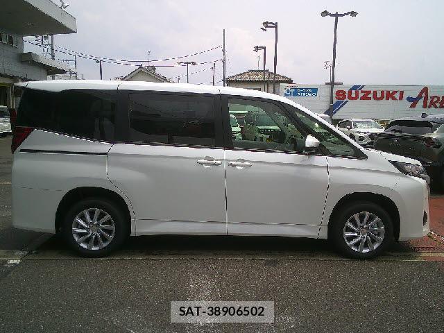 Suzuki LANDY 2026-06 8649373-3