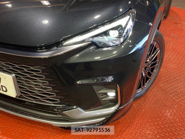Lexus LBX 2025-05 8649859-10