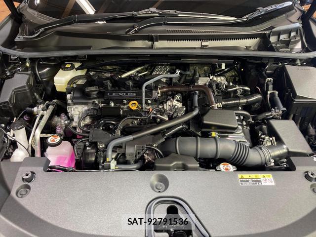 Lexus LBX 2025-05 8649859-16