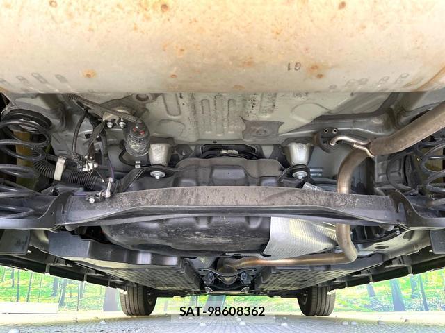Lexus LBX 2024-06 8651071-17