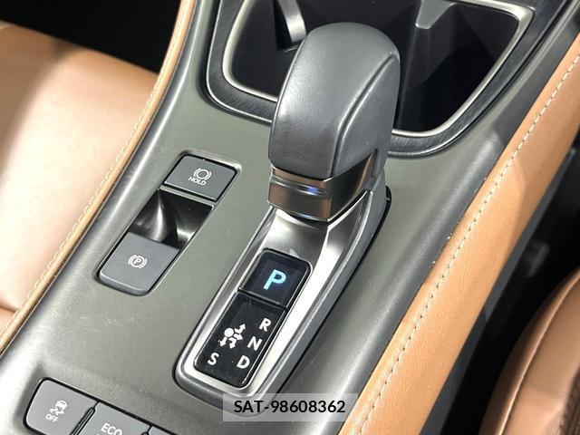 Lexus LBX 2024-06 8651071-19