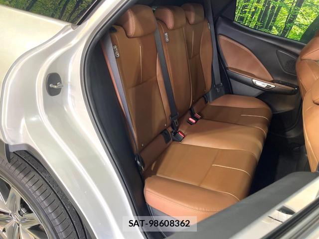 Lexus LBX 2024-06 8651071-7