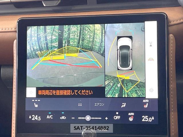 Lexus LBX 2024-10 8651573-4