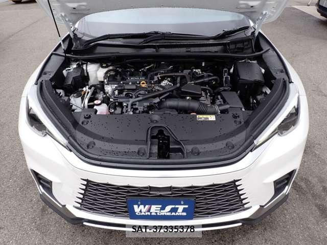 Lexus LBX 2026-02 8651642-5
