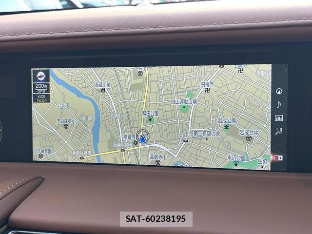 Lexus LC 2017-09 8648315-5