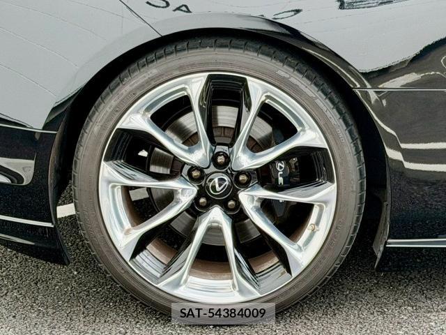 Lexus LC 2019-01 8653039-4