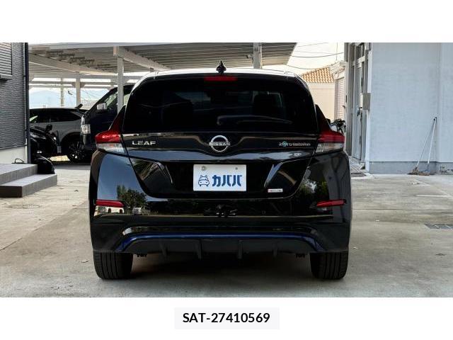 Nissan LEAF 2022 8649619-1