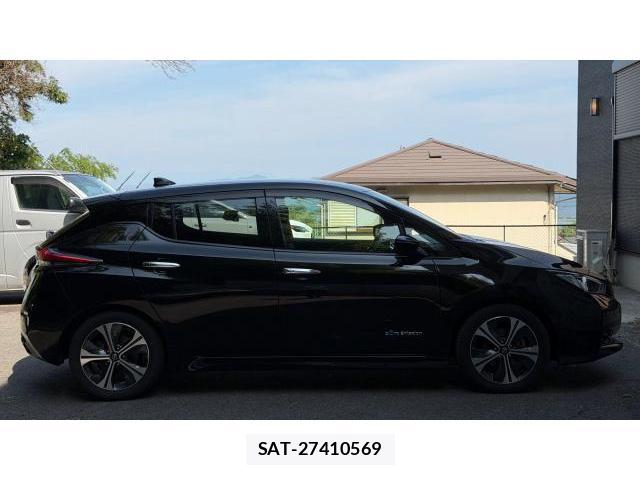 Nissan LEAF 2022 8649619-18