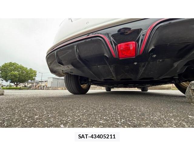 Nissan LEAF 2023-10 8649633-10