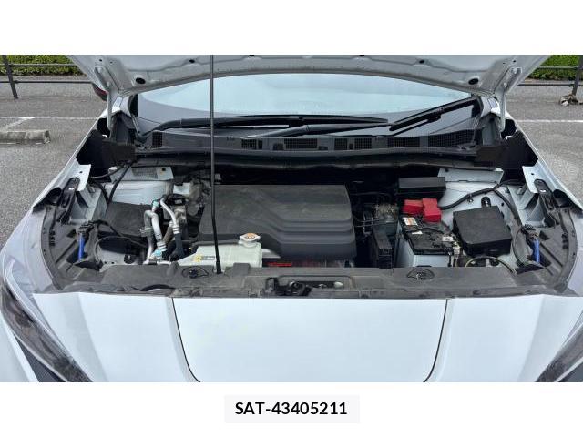 Nissan LEAF 2023-10 8649633-13