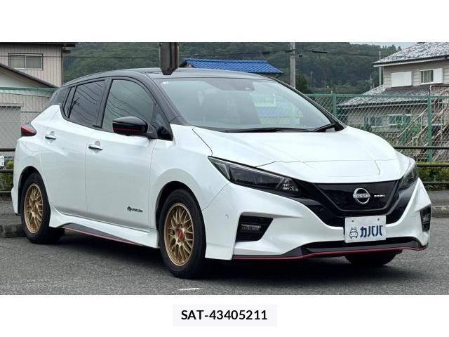 Nissan LEAF 2023-10 8649633-14