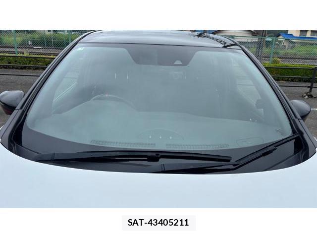 Nissan LEAF 2023-10 8649633-19