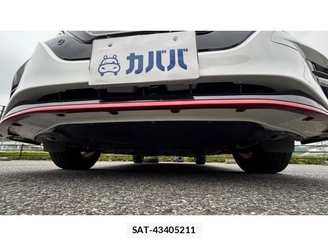 Nissan LEAF 2023-10 8649633-8