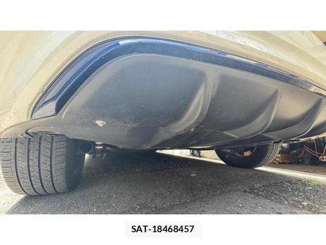 Nissan LEAF 2021-12 8649687-14