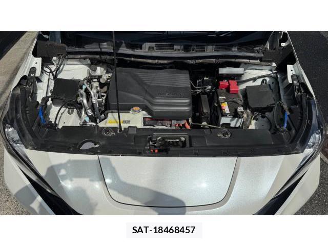 Nissan LEAF 2021-12 8649687-15