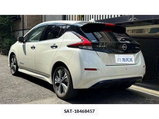 Nissan LEAF 2021-12 8649687-18