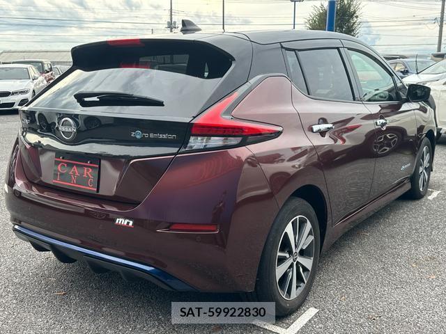 Nissan LEAF 2021-08 8649982-11