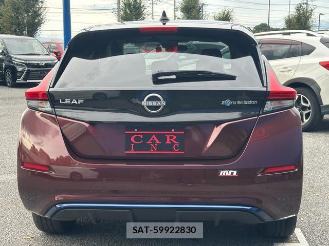 Nissan LEAF 2021-08 8649982-12