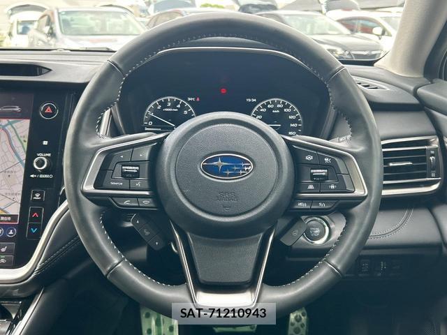 Subaru OUTBACK 2023-04 8648207-12