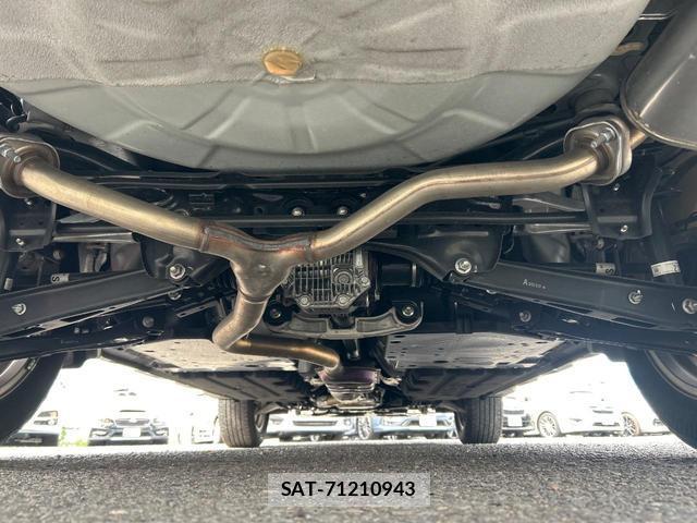 Subaru OUTBACK 2023-04 8648207-18