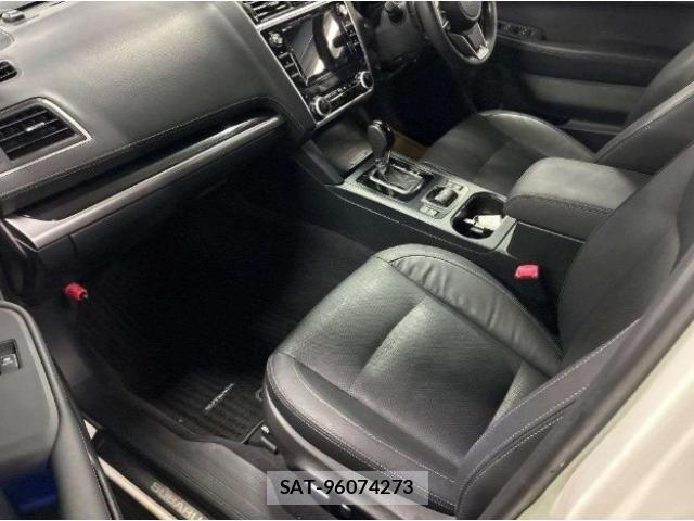 Subaru OUTBACK 2019-04 8648238-5