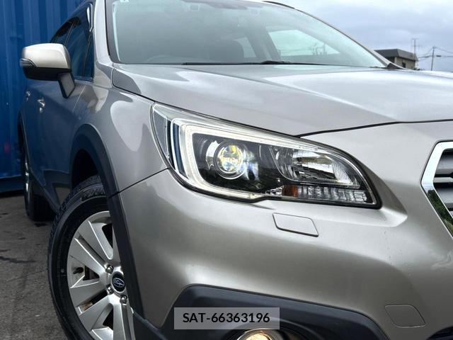 Subaru OUTBACK 2016-03 8648310-11
