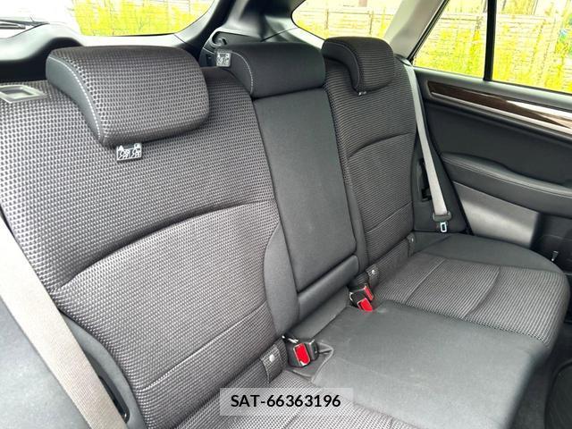 Subaru OUTBACK 2016-03 8648310-9