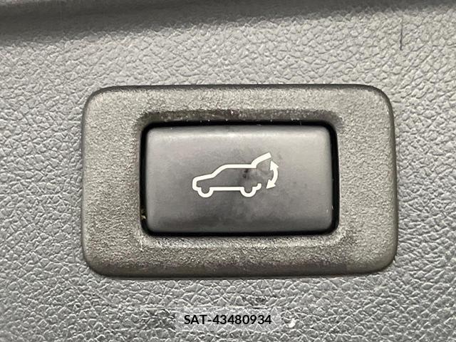 Subaru OUTBACK 2016-03 8649348-6