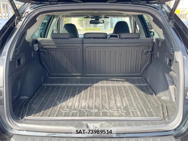 Subaru OUTBACK 2023-03 8649733-10