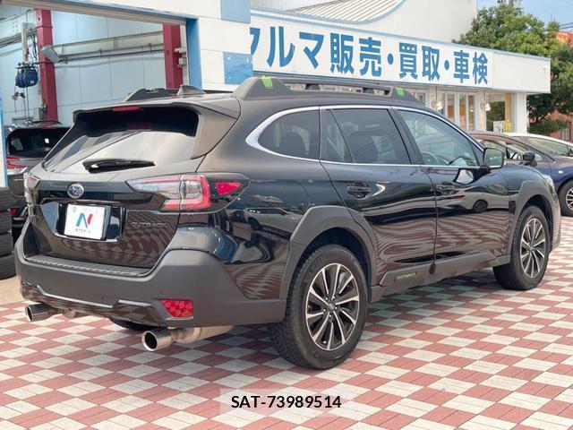 Subaru OUTBACK 2023-03 8649733-16