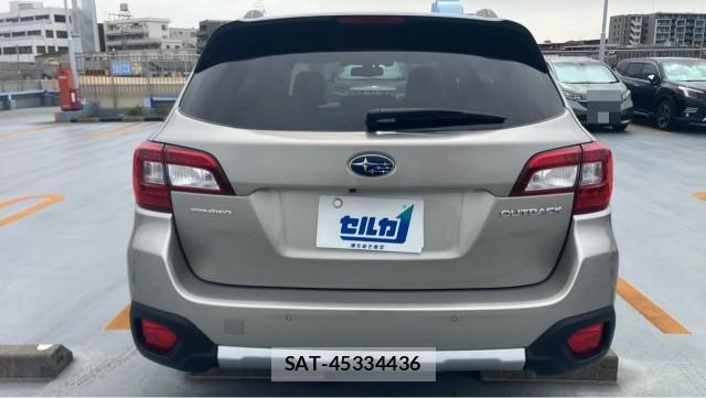 Subaru OUTBACK 2017-11 8651359-1