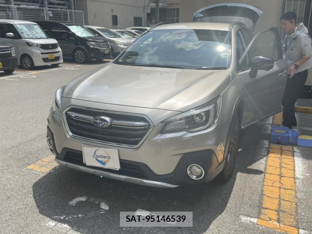 Subaru OUTBACK 2017-10 8651936-1