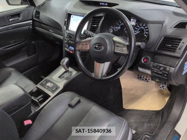 Subaru LEGACY TOURING WAGON 2012-02 8652590-2