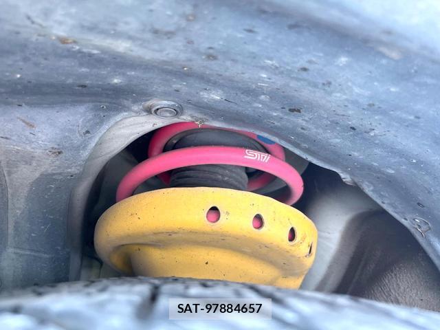 Subaru LEVORG 2017-09 8650755-19