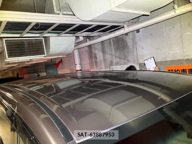 Lexus LM 2024-04 8647972-12