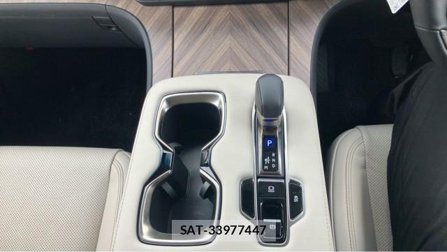 Lexus LM 2024-09 8651338-14