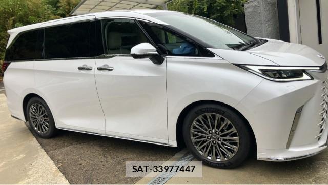 Lexus LM 2024-09 8651338-3
