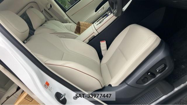 Lexus LM 2024-09 8651338-5