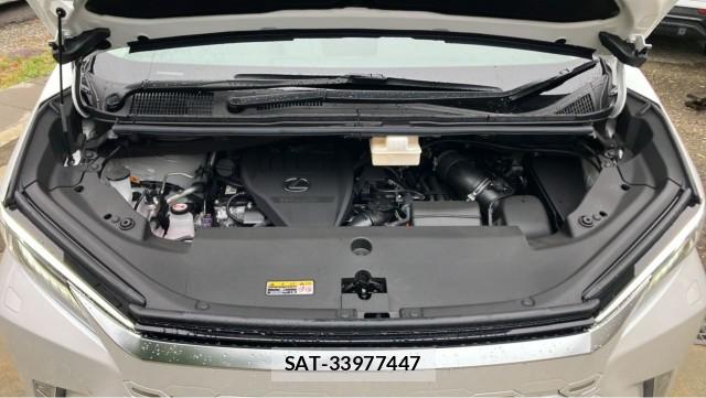 Lexus LM 2024-09 8651338-7