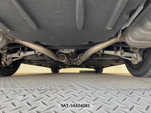 Lexus LS 2019-05 8646618-19