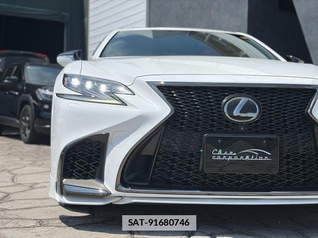 Lexus LS 2018-09 8646946-14