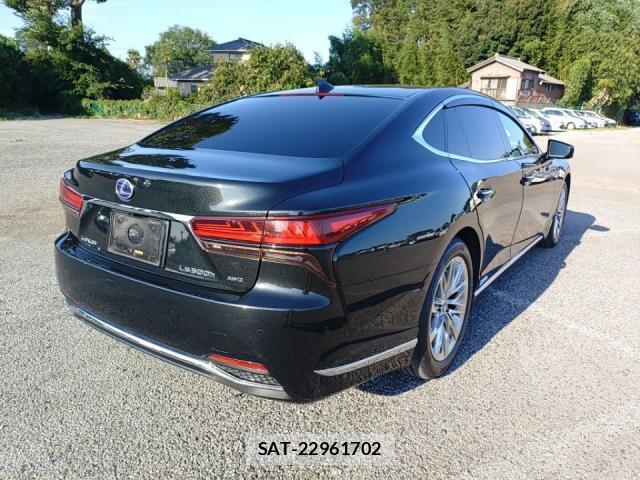 Lexus LS 2021-05 8647538-2