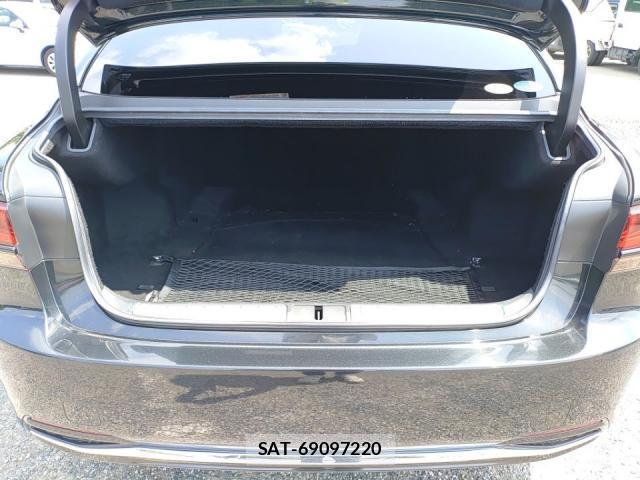 Lexus LS 2021-03 8647548-5