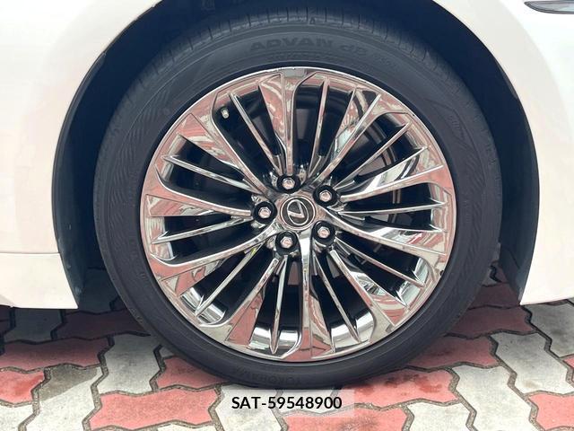 Lexus LS 2018-01 8648320-11